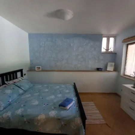 Summer Sale! Lovely 3-bed In *