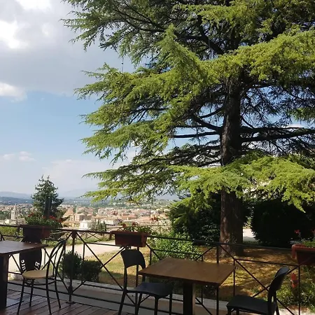 Summer Sale! Lovely 3-bed In *